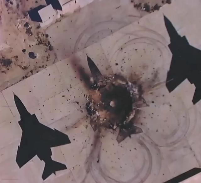 乐鱼-以色列宣布击毁伊朗战机，并公布导弹轰炸画面，而画面中被炸“战机”纹丝不动，竟是画在停机坪上的涂鸦